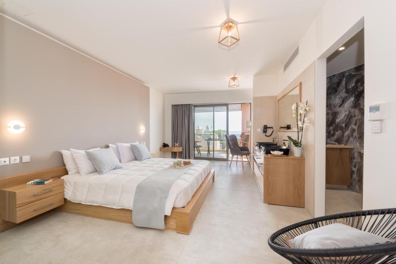 Lilium Luxury Suites Agia Marina 외부 사진