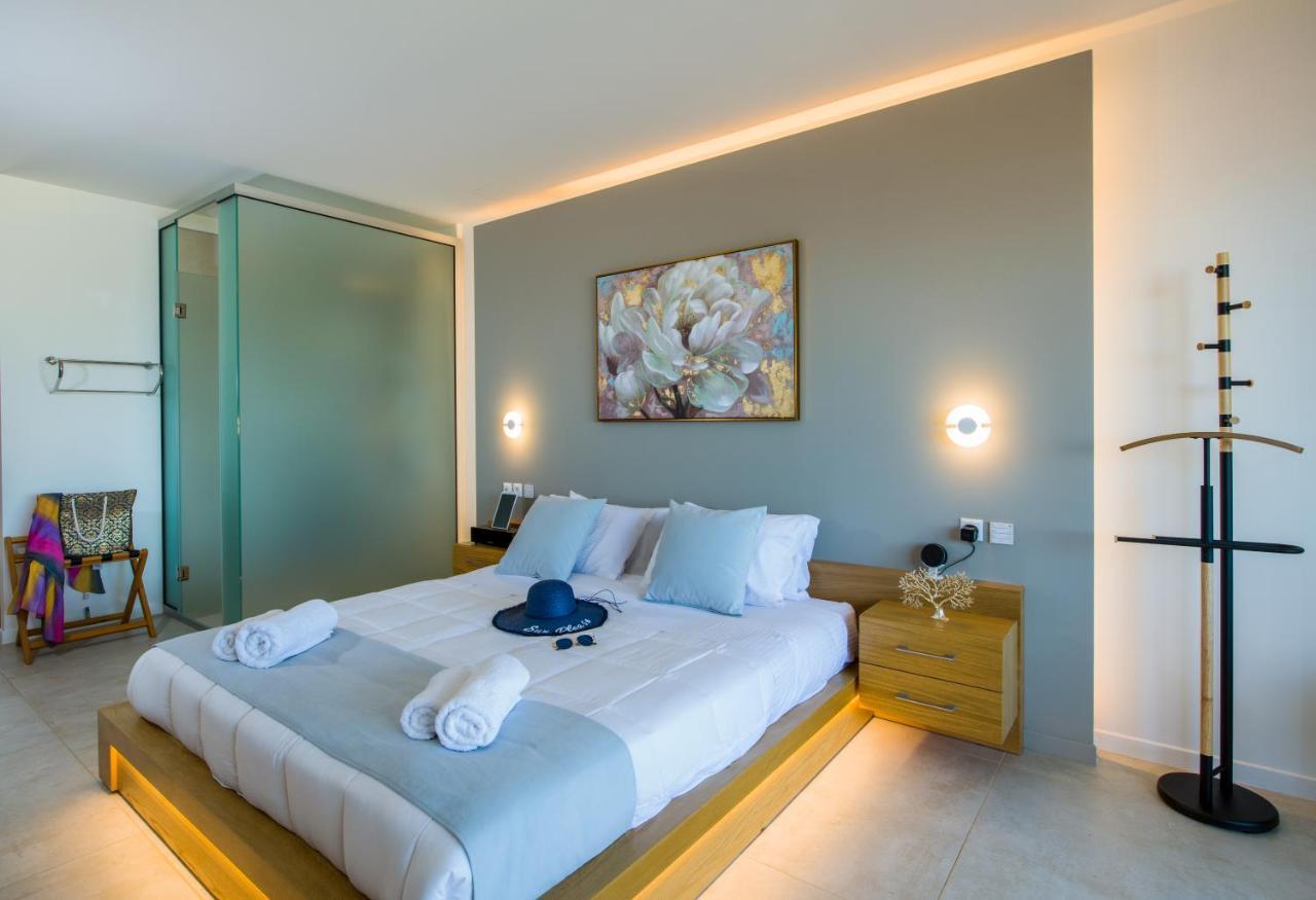 Lilium Luxury Suites Agia Marina 외부 사진